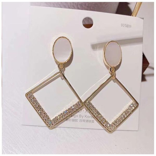 dangle & chandelier s925 silver needle shell high-quality earrings korean net red temperament earring jewelry
dangle & chandelier s925 silver needle shell high-quality earrings korean net red temperament earring jewelry