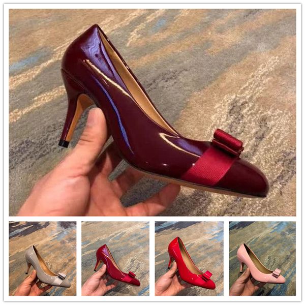 2021 7.5cm new snake pattern office lady shoes leather pointed 7.5cm high heels women dress shoes yellow black nude with belt buckle
2021 7.5cm new snake pattern office lady shoes leather pointed 7.5cm high heels women dress shoes yellow black nude with belt buckle