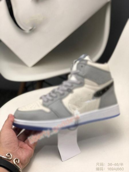 2021 officially revealed anniversary collaboration grey white french fashion style label kim jones sneaker shoe size36-45 with box, Black;red 
2021 officially revealed anniversary collaboration grey white french fashion style label kim jones sneaker shoe size36-45 with box, Black;red