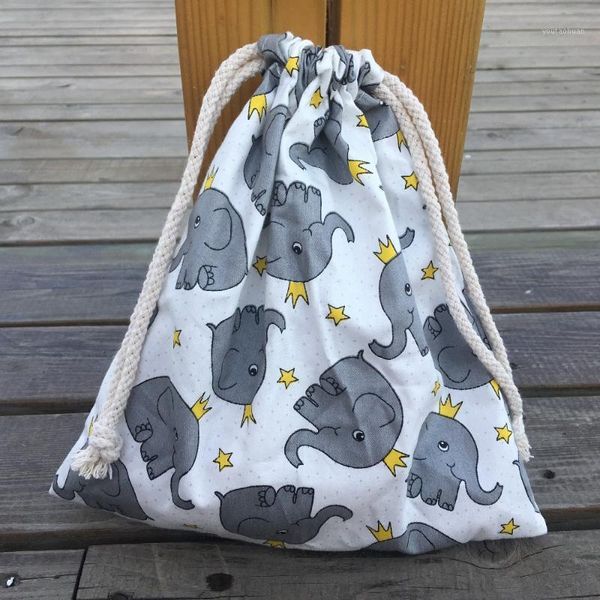 gift wrap 1pc cotton twill drawstring organizer bag party print elephant white base yl408d1
gift wrap 1pc cotton twill drawstring organizer bag party print elephant white base yl408d1