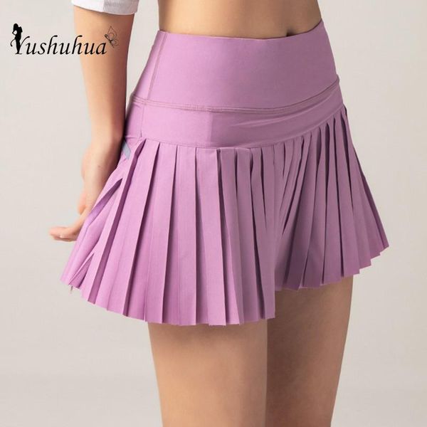 women fitness sports short skirt yoga running shorts breathable sport anti exposure pleated skirt gym sportswear, White;red
women fitness sports short skirt yoga running shorts breathable sport anti exposure pleated skirt gym sportswear, White;red