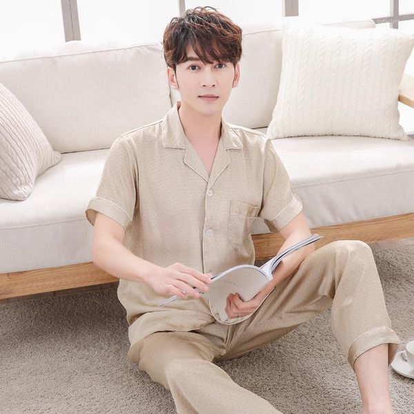 men 2pcs pajamas suit summer print faux silk home wear loose turn-down collar sleepwear casual short sleeve shirt&pant nightwear1, Black;brown
men 2pcs pajamas suit summer print faux silk home wear loose turn-down collar sleepwear casual short sleeve shirt&pant nightwear1, Black;brown