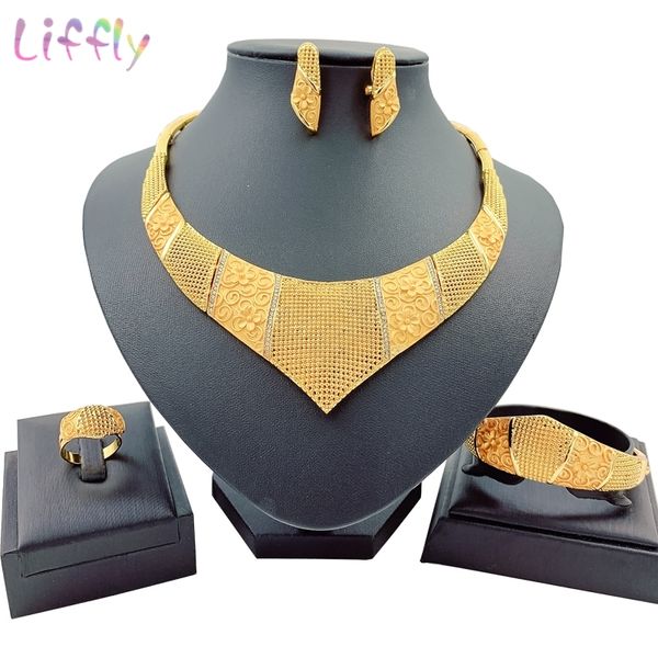 african women big necklace charm women jewelry sets crystal earrings ring classic wedding fashion jewelry set for bride 201222, Slivery;crystal
african women big necklace charm women jewelry sets crystal earrings ring classic wedding fashion jewelry set for bride 201222, Slivery;crystal