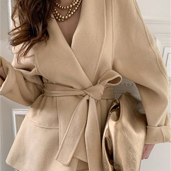 2021 new elegant female wool coat loose solid turn-down collar open-ended coats seatbelt lady in office winter clothes j1o9, Black
2021 new elegant female wool coat loose solid turn-down collar open-ended coats seatbelt lady in office winter clothes j1o9, Black