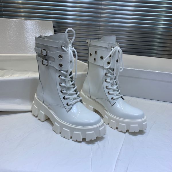 designer womens boots luxury white silver metal buckle lace-up back zipper round head flat heel with box size 35-40, Black
designer womens boots luxury white silver metal buckle lace-up back zipper round head flat heel with box size 35-40, Black