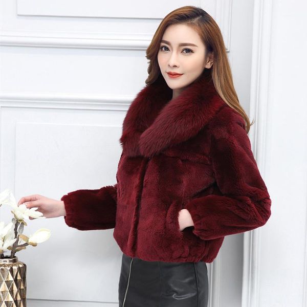 2020 new real fur coat women natural fur jackets real collar winter outerwear women fashion clothes q2441, Black
2020 new real fur coat women natural fur jackets real collar winter outerwear women fashion clothes q2441, Black