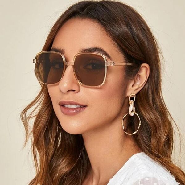 sunglasses square women 2021 black oversized retro vintage big sun glasses shades for zonnebril dames, White;black
sunglasses square women 2021 black oversized retro vintage big sun glasses shades for zonnebril dames, White;black