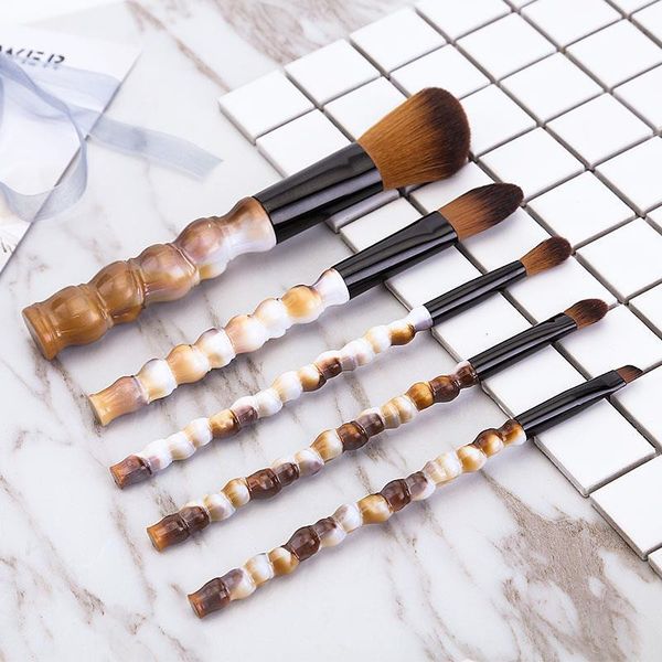 5pcs/6pcs professional makeup brushes set kit foundation contour concealer fluorescent make up brush eyeshadow eyebrow blush ing
5pcs/6pcs professional makeup brushes set kit foundation contour concealer fluorescent make up brush eyeshadow eyebrow blush ing