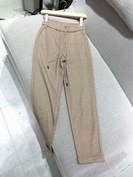 2020 ladies fashion loose elastic drawstring wool pants 1028, Black;white
2020 ladies fashion loose elastic drawstring wool pants 1028, Black;white