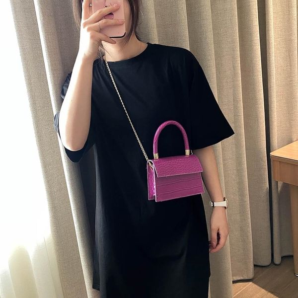 mini small square bag 2020 new fashion quality pu leather women's handbag alligator leather chain shoulder messenger bags totes
mini small square bag 2020 new fashion quality pu leather women's handbag alligator leather chain shoulder messenger bags totes