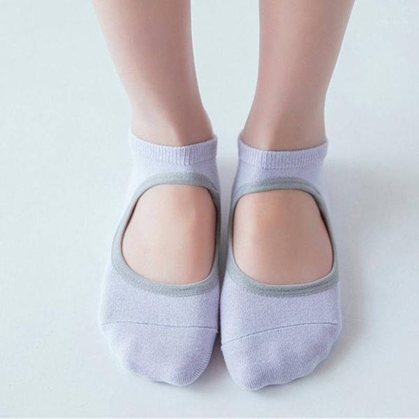 yoga socks sports toe women socks grip durable yoga pilates half toe ankle grip five finger no-slip1, Black
yoga socks sports toe women socks grip durable yoga pilates half toe ankle grip five finger no-slip1, Black