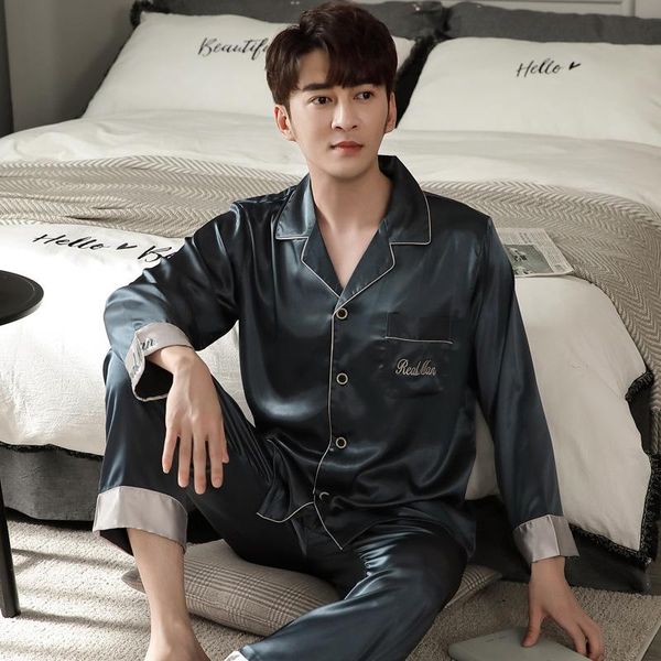 men's sleepwear spring and autumn silk pajamas thin ice pigiama tuta uomo lapel casual cardigan korean home clothes two-piece suit, Black;brown
men's sleepwear spring and autumn silk pajamas thin ice pigiama tuta uomo lapel casual cardigan korean home clothes two-piece suit, Black;brown