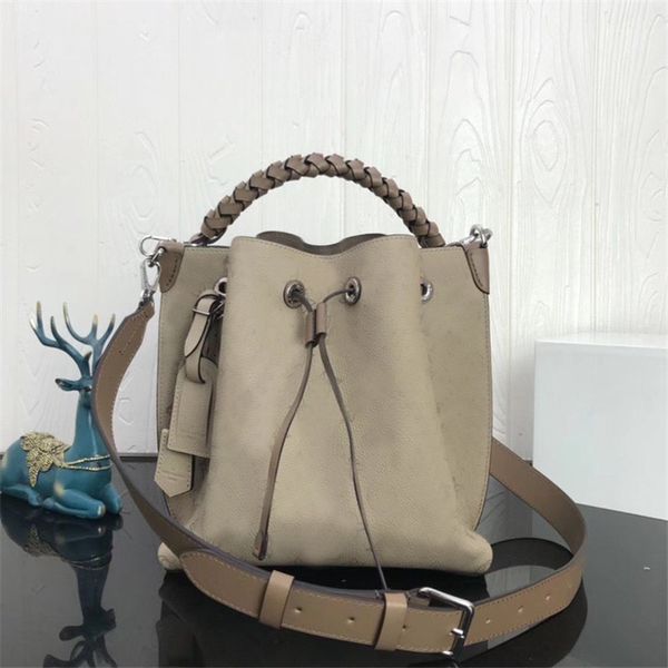 v brown flower genuine leather mongram women handbags purses new fashion crossbody shoulder bags tote clutch bag
v brown flower genuine leather mongram women handbags purses new fashion crossbody shoulder bags tote clutch bag