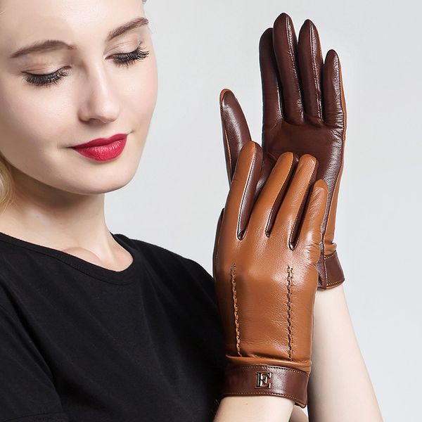 genuine leather women gloves female elegant two tones sheepskin gloves autumn winter warm plush lined 3326 201020, Blue;gray
genuine leather women gloves female elegant two tones sheepskin gloves autumn winter warm plush lined 3326 201020, Blue;gray