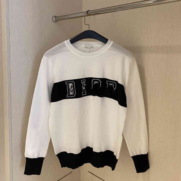 2022 factory wholesale new high version ss didio college style early autumn embroidered letter pullover round neck women's sweater 0722, Black
2022 factory wholesale new high version ss didio college style early autumn embroidered letter pullover round neck women's sweater 0722, Black