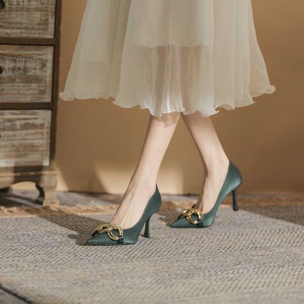 dress shoes high heels spring 2022 style metal chain pointed shallow mouth thin heel shoes, Black
dress shoes high heels spring 2022 style metal chain pointed shallow mouth thin heel shoes, Black