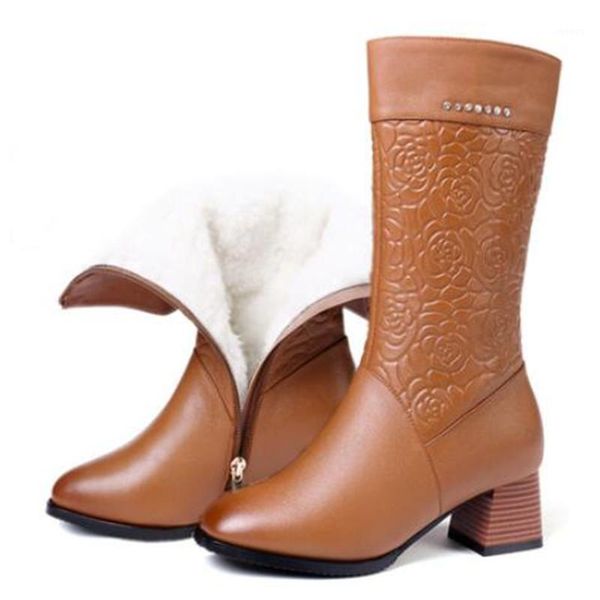 2020 new winter boots women shoes retro printing genuine leather boots comfort warm wool women cotton shoes high heels 5cm1, Black
2020 new winter boots women shoes retro printing genuine leather boots comfort warm wool women cotton shoes high heels 5cm1, Black