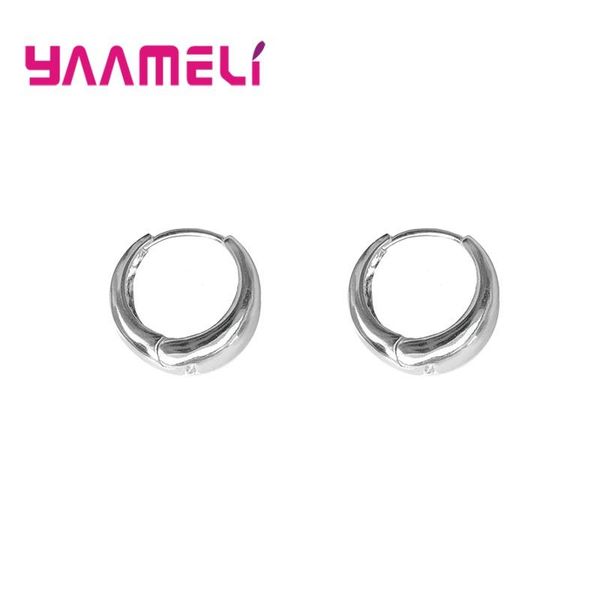 charming simple hoop earrings for women smooth shiny 925 sterling silver huggies earring geometric bridal wedding ear jewelry, Golden;silver
charming simple hoop earrings for women smooth shiny 925 sterling silver huggies earring geometric bridal wedding ear jewelry, Golden;silver