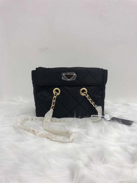 little red same parachute chain bag black diamond lattice temperament joker stray package new handbag 2022
little red same parachute chain bag black diamond lattice temperament joker stray package new handbag 2022