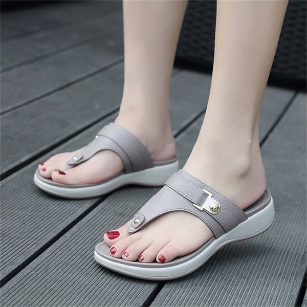 flat platform flip flops ladies beach summer shoes women wedge slippers plus size 42 a911 y200423, Black
flat platform flip flops ladies beach summer shoes women wedge slippers plus size 42 a911 y200423, Black
