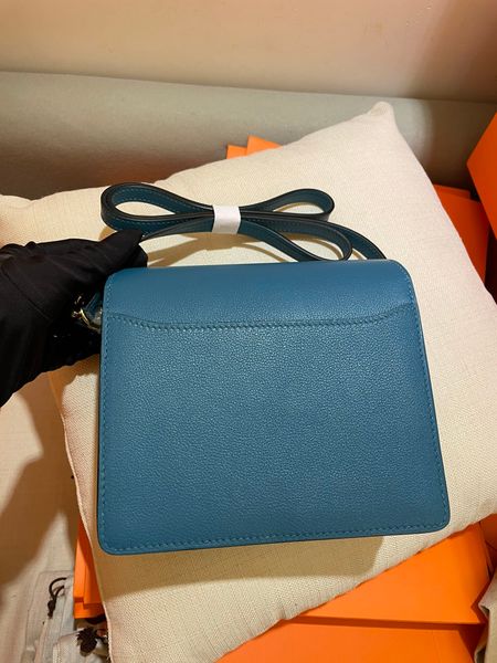 2022 women mujer handbags handle shopping brand nylon shoulder bolsos luxury handbag 0404, Blue;pink
2022 women mujer handbags handle shopping brand nylon shoulder bolsos luxury handbag 0404, Blue;pink