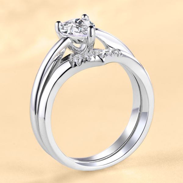 fashion tonglin selling ring 925 sterling silver ring for women ring set drop-shaped artificial diamond zircon v-shaped fashion des
fashion tonglin selling ring 925 sterling silver ring for women ring set drop-shaped artificial diamond zircon v-shaped fashion des