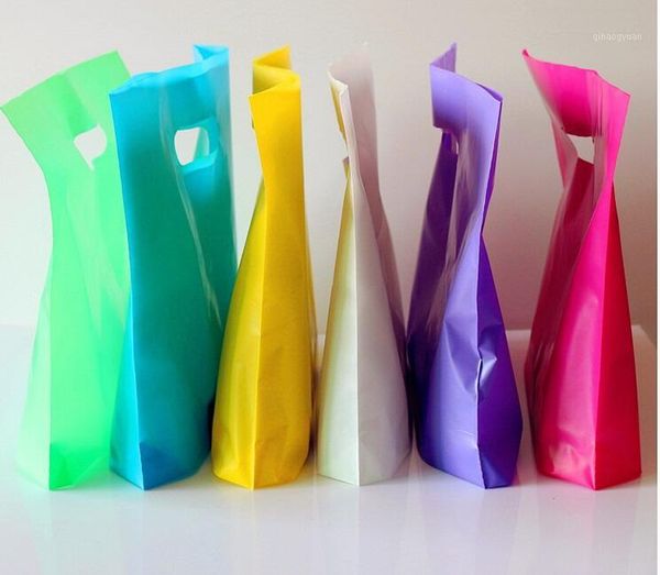 100pcs solid color plastic gift bags plastic shopping bags, retail gift bags, party favor bag1
100pcs solid color plastic gift bags plastic shopping bags, retail gift bags, party favor bag1