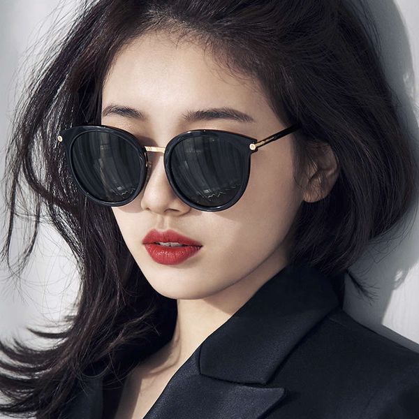 paster genuine fashion new star round face korean version of net red retro polarized glasses sunglasses, Black
paster genuine fashion new star round face korean version of net red retro polarized glasses sunglasses, Black