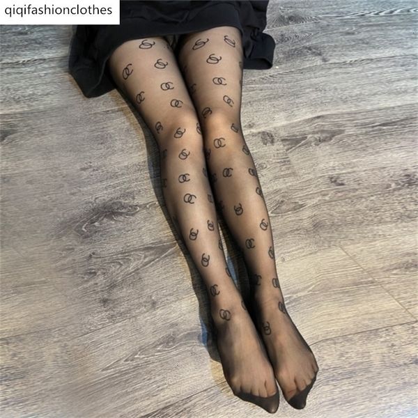 xiaoxiangjia spring and summer 2020 goddess silk stockings, White;black
xiaoxiangjia spring and summer 2020 goddess silk stockings, White;black