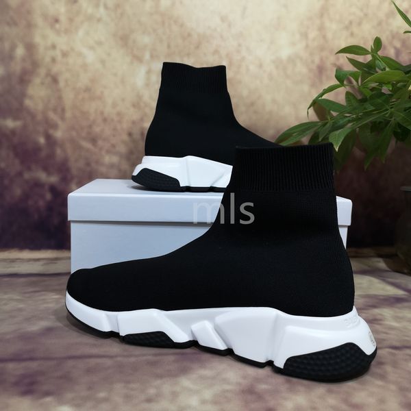 2021 autumn and winter new mens womens trendy shoes all-match sports and leisure canvas socks high-sneakers, Black
2021 autumn and winter new mens womens trendy shoes all-match sports and leisure canvas socks high-sneakers, Black