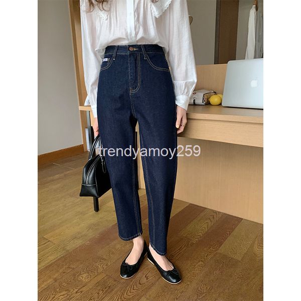 women's jeans dark blue bright line straight tube thin jeans women's spring korean high waist capris 15930
women's jeans dark blue bright line straight tube thin jeans women's spring korean high waist capris 15930