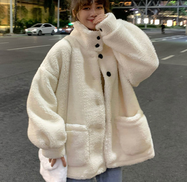2021 lamb coat for women autumn/winter girls single breasted stand-up collar loose versatile cashmere sweater small trend 20120801q, Black;brown
2021 lamb coat for women autumn/winter girls single breasted stand-up collar loose versatile cashmere sweater small trend 20120801q, Black;brown