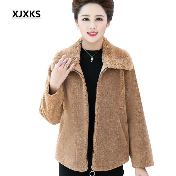 xjxks fashion lapel women zipper cardigan coat 2020 autumn winter new high-end lamb wool women jacket, White
xjxks fashion lapel women zipper cardigan coat 2020 autumn winter new high-end lamb wool women jacket, White