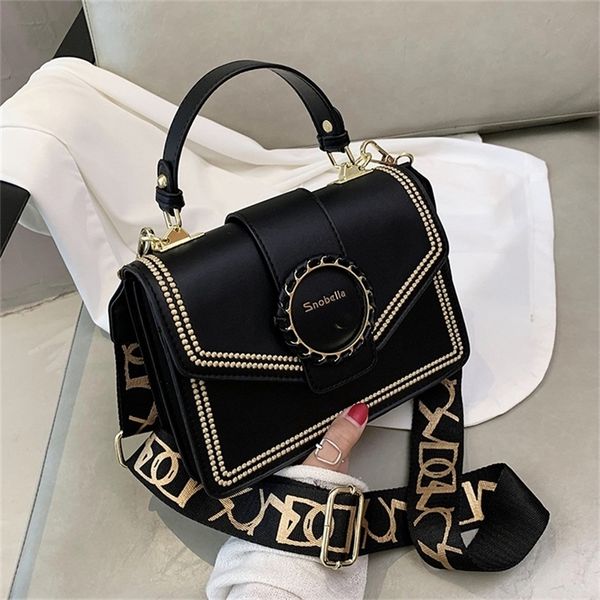 70% off deals online fashionable portable women's new fashion versatile wide belt messenger popular one shoulder small square bag whole
70% off deals online fashionable portable women's new fashion versatile wide belt messenger popular one shoulder small square bag whole