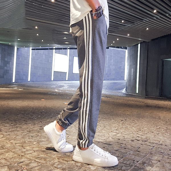 2021 men's athletic pants summer breeches skinny ankle with versatile hip hop straps side edge three sweatpants 7kxy, Black
2021 men's athletic pants summer breeches skinny ankle with versatile hip hop straps side edge three sweatpants 7kxy, Black