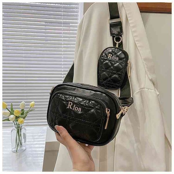 2022 latest models handbag wholesale summer single female child mother small wide shoulder belt doudou mobile phone
2022 latest models handbag wholesale summer single female child mother small wide shoulder belt doudou mobile phone