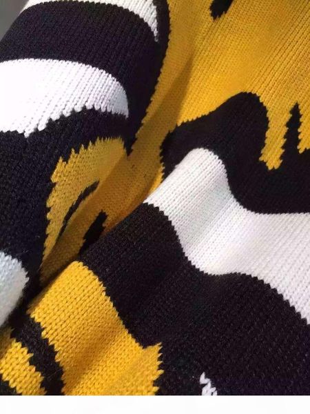 2016 new autumn fashion brand casual sweater cotton snoopy bird cartoon stripes mens women sweaters pullover, Black
2016 new autumn fashion brand casual sweater cotton snoopy bird cartoon stripes mens women sweaters pullover, Black