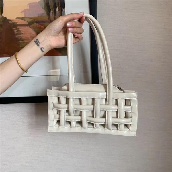 shoulder bags one women's bag 2021 weaving underarm net red mother club
shoulder bags one women's bag 2021 weaving underarm net red mother club