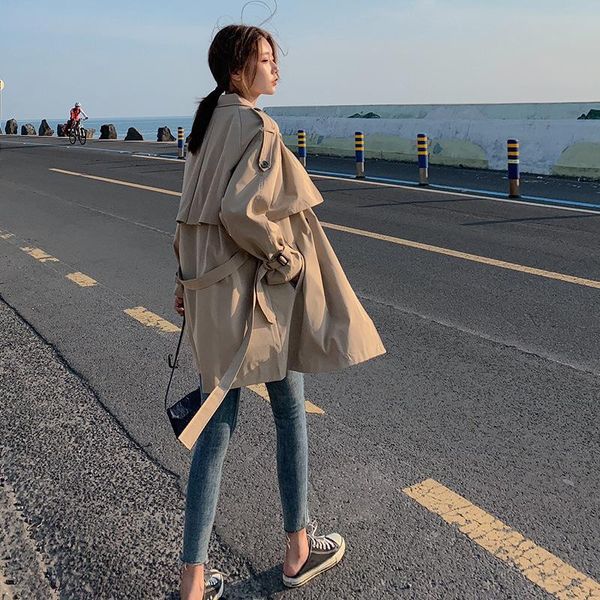 2021 spring mid-length trench coat women autumn loose windbreaker drawstring casual stand collar slim waist short trench, Tan;black
2021 spring mid-length trench coat women autumn loose windbreaker drawstring casual stand collar slim waist short trench, Tan;black