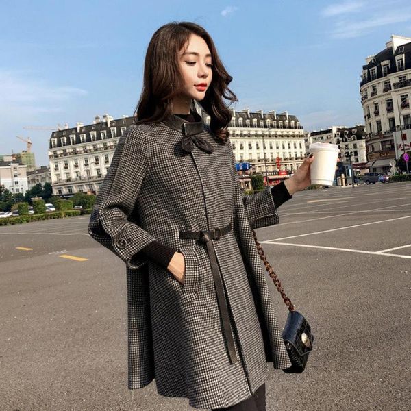 woolen coat women middle and long style korean version of fall 2020 new fashionable cape a-ins thousand bird check elegant, Black
woolen coat women middle and long style korean version of fall 2020 new fashionable cape a-ins thousand bird check elegant, Black
