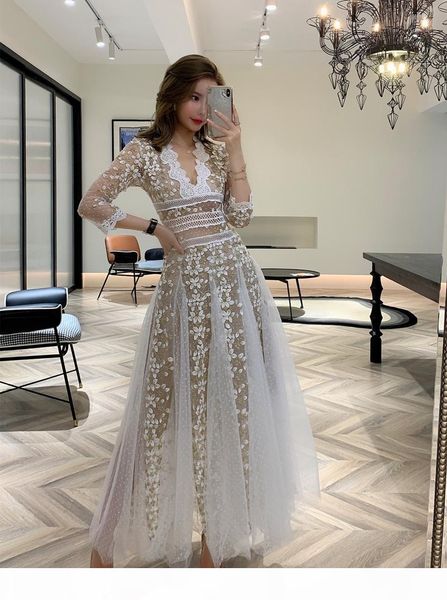 lace spring woman clothing embroidery mesh white and black woman long sleeve v neck lace long white dresses party for lady vestidos 2021 new, Black;gray
lace spring woman clothing embroidery mesh white and black woman long sleeve v neck lace long white dresses party for lady vestidos 2021 new, Black;gray
