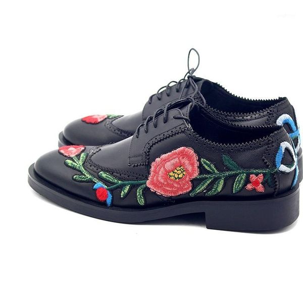 2020 embroidered flower black men genuine leather derby shoes pointed toe lace up male dress shoes party footwear1
2020 embroidered flower black men genuine leather derby shoes pointed toe lace up male dress shoes party footwear1