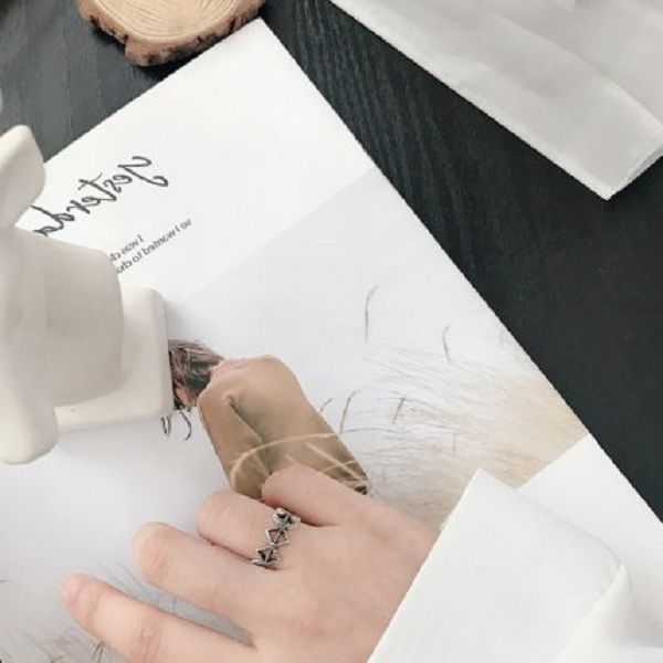 s925 sterling silver retro distressed geometric hollow diamond ring south korea dongdaemun personality female ring jewelry
s925 sterling silver retro distressed geometric hollow diamond ring south korea dongdaemun personality female ring jewelry