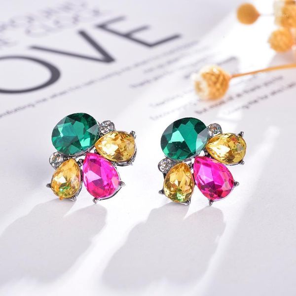 stud lubov mini colorful crystal piercing earrings rhinestone decoration opal stone trendy women wedding party jewelry1, Golden;silver
stud lubov mini colorful crystal piercing earrings rhinestone decoration opal stone trendy women wedding party jewelry1, Golden;silver