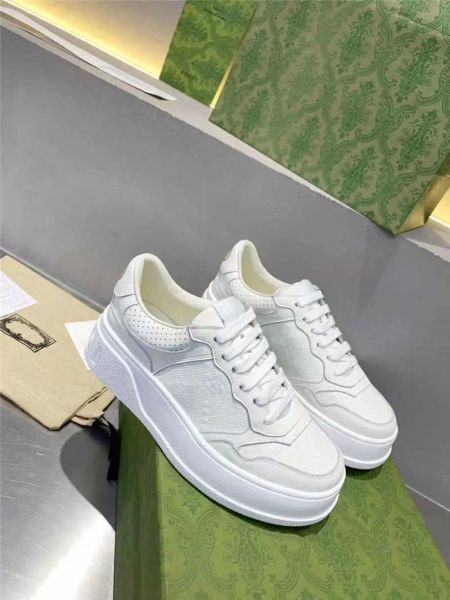 2022 luxury designer dress shoes new ace embroidered black leather with smooth sneaker wedge espadrille platform shoe with original box
2022 luxury designer dress shoes new ace embroidered black leather with smooth sneaker wedge espadrille platform shoe with original box
