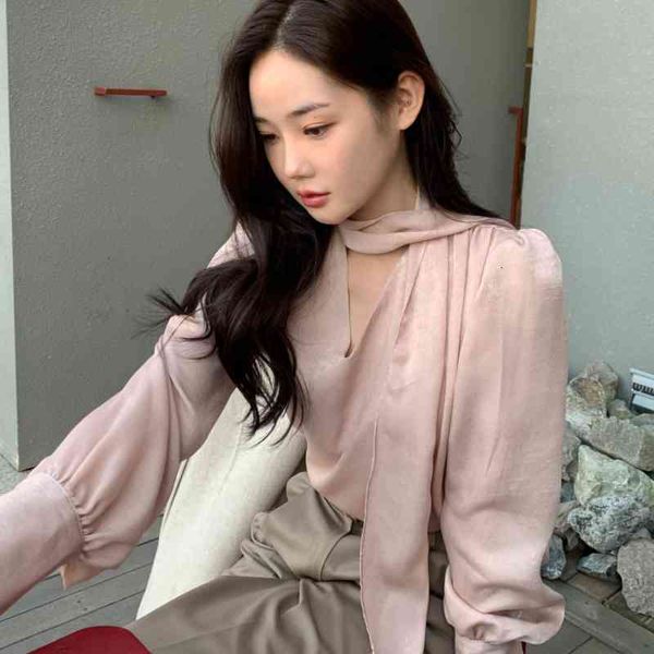 Woman Chic Vintage Shirt Spring Ins Fashion Elegant V-neck Tie Wide Loose Versatile Solid Lantern Sleeve Shirt, White
Woman Chic Vintage Shirt Spring Ins Fashion Elegant V-neck Tie Wide Loose Versatile Solid Lantern Sleeve Shirt, White