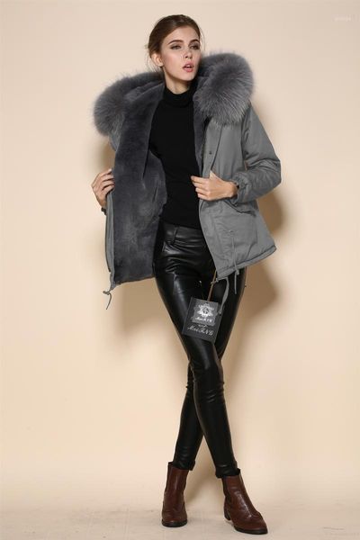 fashionable short parka with grey faux fur winter men and women coat big and nice raccoon fur collar1, Black
fashionable short parka with grey faux fur winter men and women coat big and nice raccoon fur collar1, Black