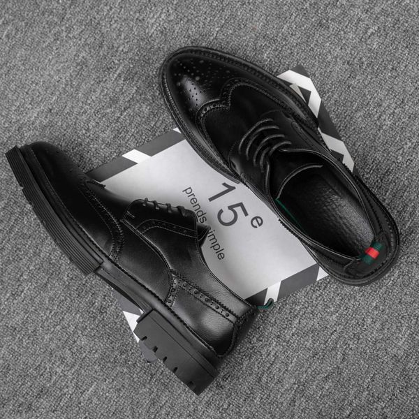 new block men's shoes british pointed carved leather shoes business dress korean breathable black wedding shoes
new block men's shoes british pointed carved leather shoes business dress korean breathable black wedding shoes