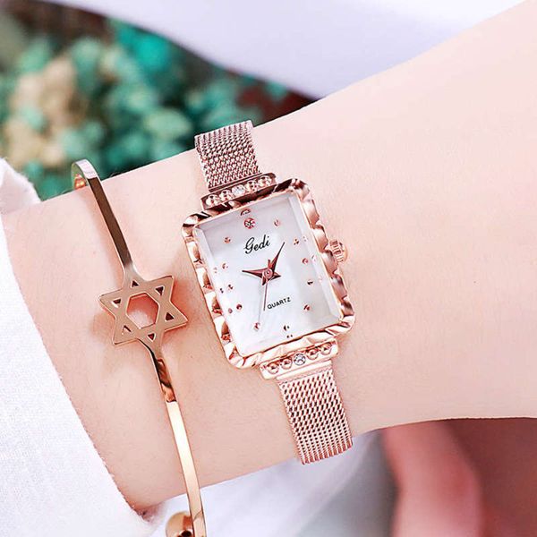 wind men's electronic watch fashion women's net lovers ins red temperament batch square, Slivery;brown
wind men's electronic watch fashion women's net lovers ins red temperament batch square, Slivery;brown