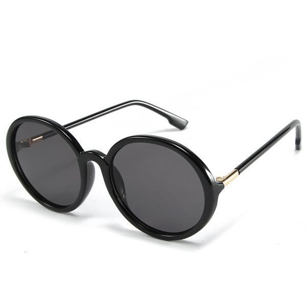 2021 new vintage round sunglasses women one piece eyeglasses for men outdoor summer luxury gafas oculos uv400 shades s086df 2kig, White;black
2021 new vintage round sunglasses women one piece eyeglasses for men outdoor summer luxury gafas oculos uv400 shades s086df 2kig, White;black